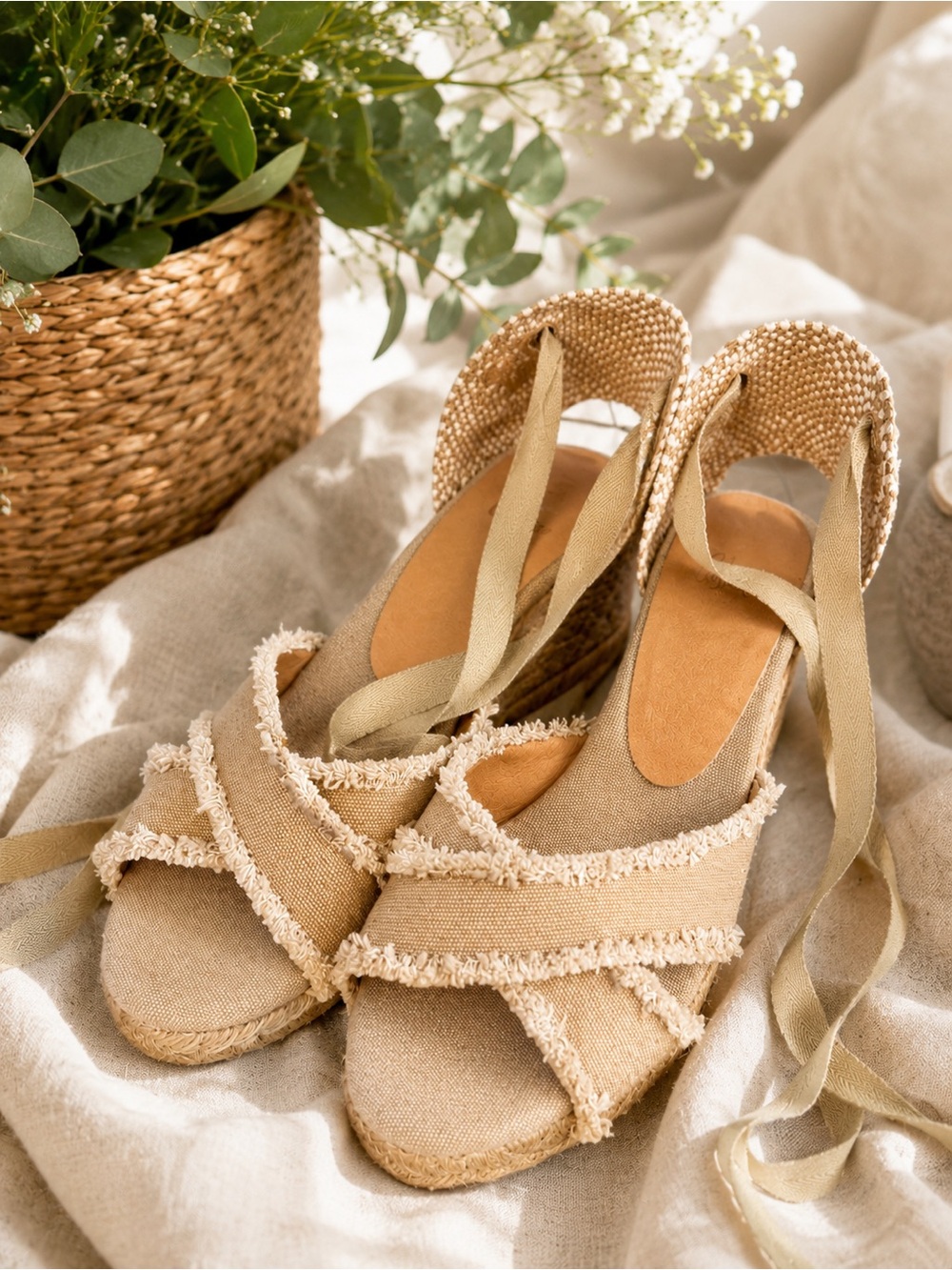 Castañer Espadrille Ankle Wrap Wedge Heels Beige Canvas Made in Spain Size 40